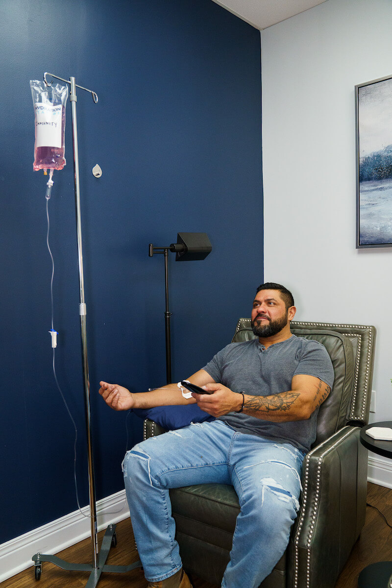 Client receiving IV therapy at The Hydration Station